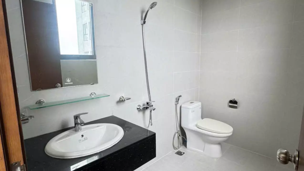 Bán nhanh căn hộ rose town tòa dv3 66m đồ cơ bản giá  bán 4.6 ty rẻ hơn thị trường 300trieuj-anh-1