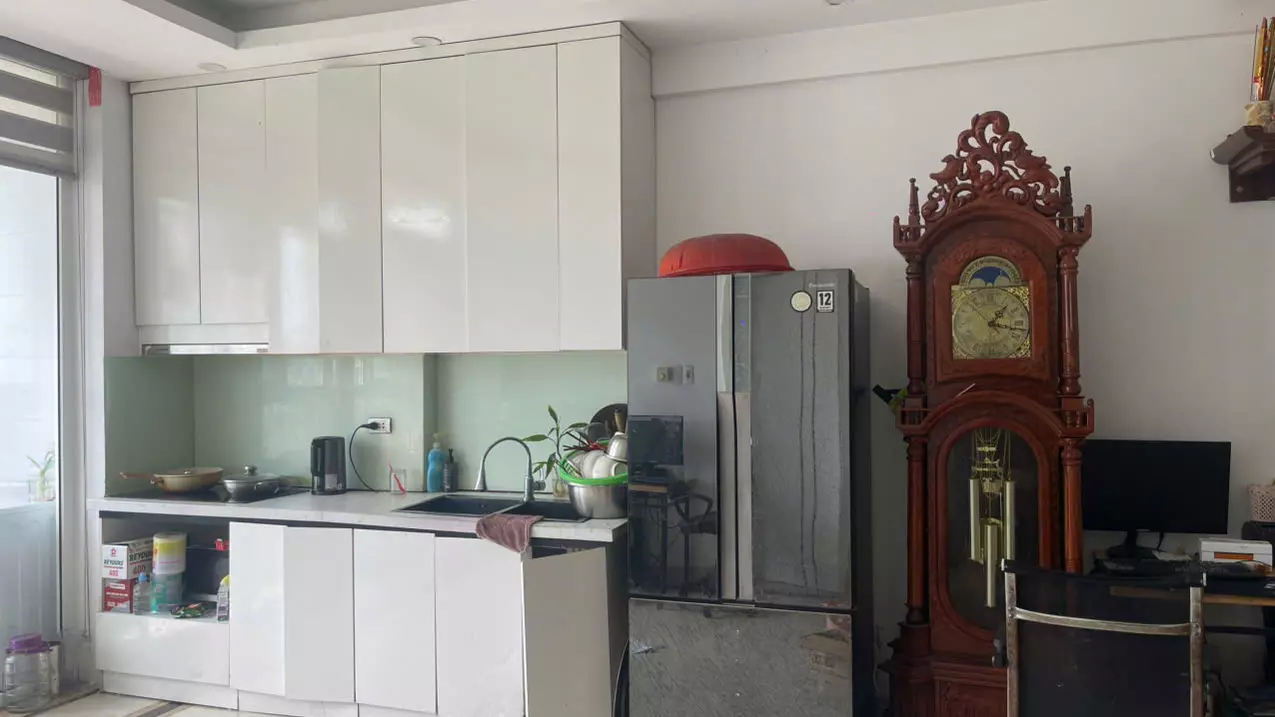 Chính chủ căn hộ chung cư toà b10b nam trung yên, nguyễn chánh.
3 phòng  ngủ, 1 khach, 1 VS-anh-1
