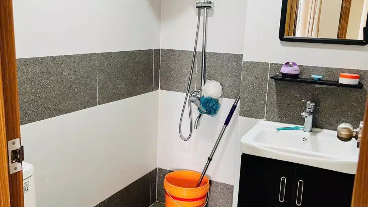 Cho thuê căn hộ mặt tiền Nam Hồ phường 11 Đà Lạt 10 triệu/tháng-anh-3