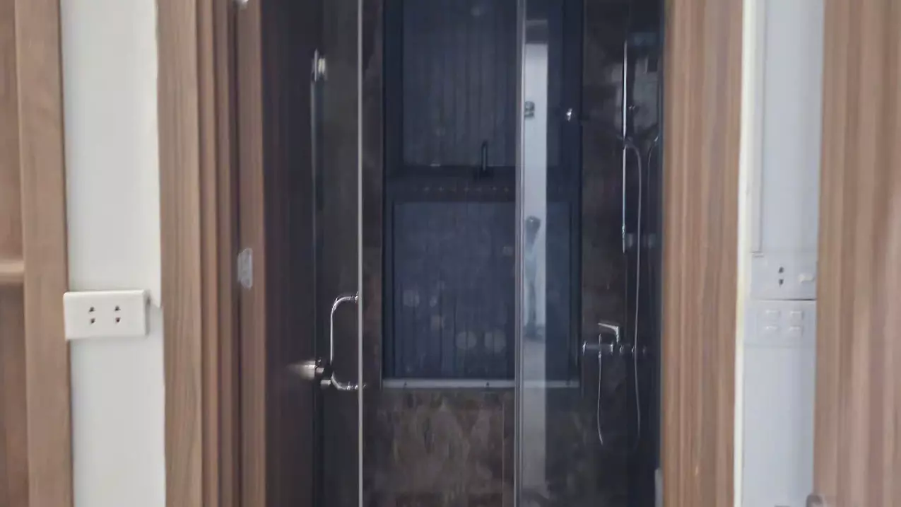 Cho thuê CC 3PN + 2WC tại T24 B2 Sky Central, 99m2, giá 16 triệu-anh-9