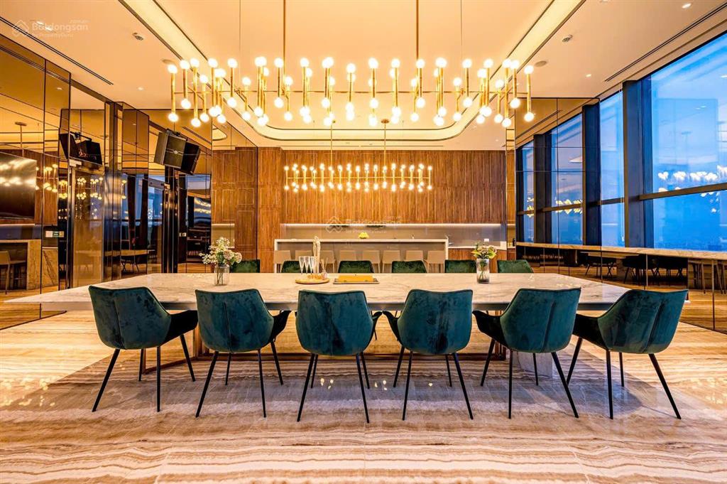 Cần bán 2pn 2wc the marq quận 1 tầng cao view thoáng-anh-4