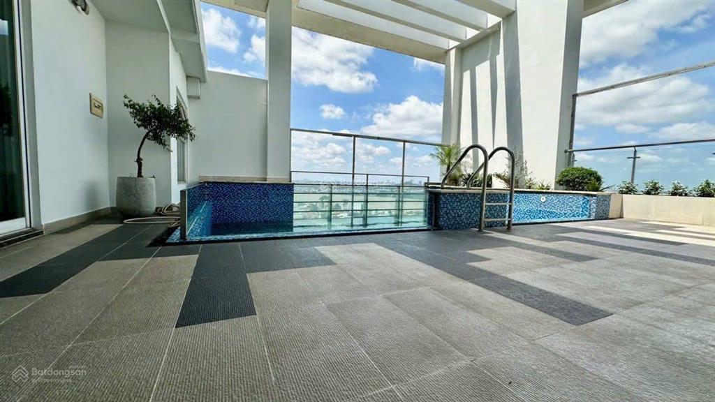 Căn hộ penthouse tầng 19, (dt 592m2) view thoáng nhìn ra sông đồng nai lô góc 2 mặt tiền-anh-9