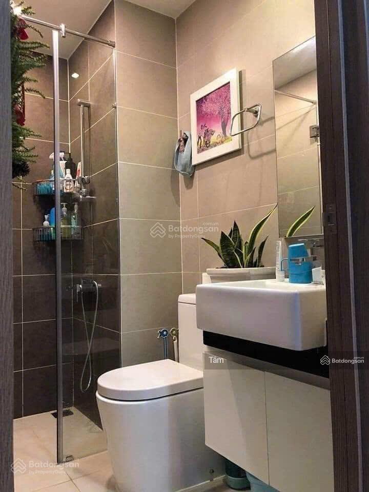 Chính chủ bán gấp căn cc khánh hội 1, dt 72m2, gồm 2pn 2wc, giá 1 tỷ 820,tầng trung thoáng mát, shr-anh-6