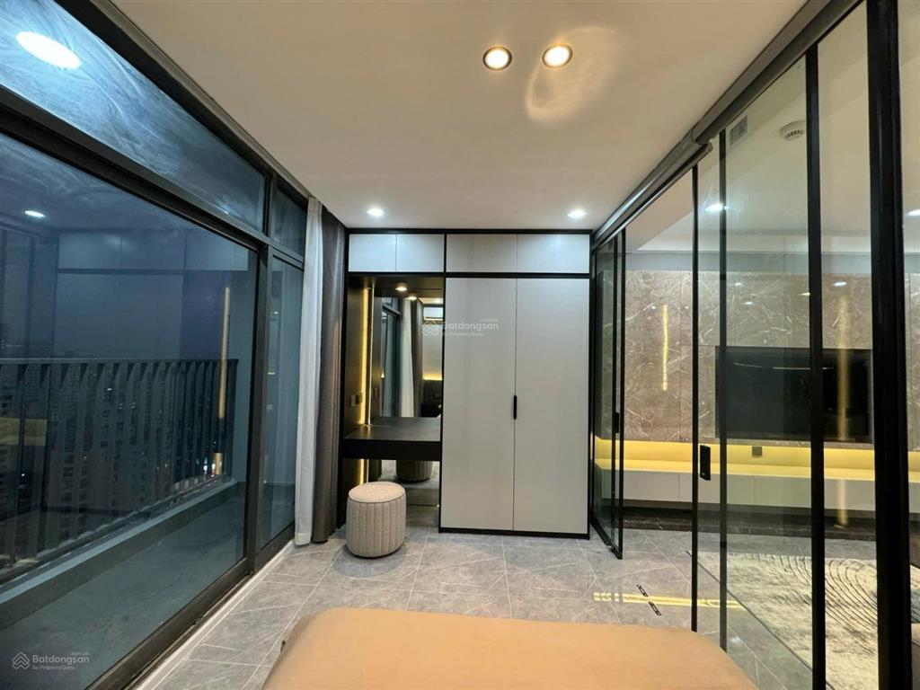 Chính chủ cần cho thuê căn 2 phòng ngủ, nội thất hoàn thiện, giá 15tr/tháng, discovery complex-anh-5