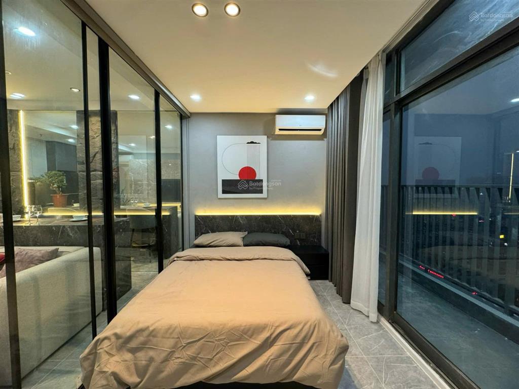 Chính chủ cần cho thuê căn 2 phòng ngủ, nội thất hoàn thiện, giá 15tr/tháng, discovery complex-anh-6