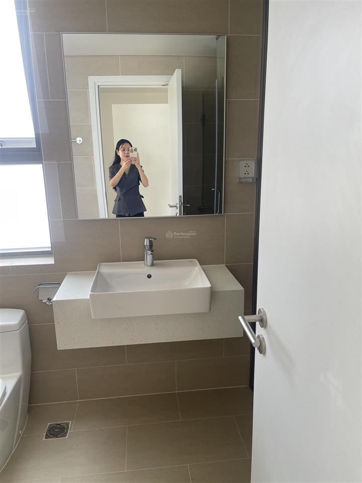 Cho thuê full nội thất 2pn 2wc 71m2 hướng đông bắc view nội khu xanh mát-anh-3